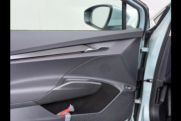 Škoda ENYAQ iV 60 Panoramadak Leder Stuur+Stoel+Achterbankverwarming 3-Zone Ecc Navi Apple Carplay Android Auto Draadloze Telefoonlader SOH 90.6% Elek.Achterklep Privacy Glas Lmv 20" Led Pdc Isofix DAB Lane Assist Dealeronderhouden Origineel Nederlandse Auto Zeer Compleet