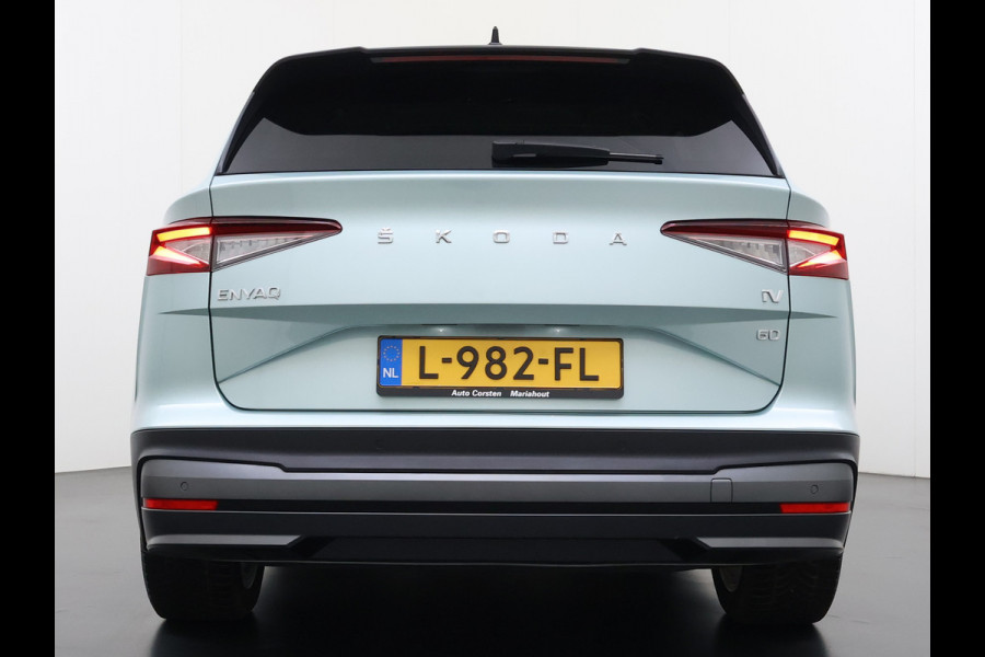 Škoda ENYAQ iV 60 Panoramadak Leder Stuur+Stoel+Achterbankverwarming 3-Zone Ecc Navi Apple Carplay Android Auto Draadloze Telefoonlader SOH 90.6% Elek.Achterklep Privacy Glas Lmv 20" Led Pdc Isofix DAB Lane Assist Dealeronderhouden Origineel Nederlandse Auto Zeer Compleet