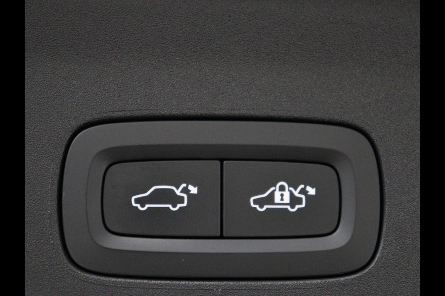 Polestar 2 Standard Range Single Motor 63kWh | SOH 89.9% | Warmtepomp | Panoramadak | Trekhaak | SOH 89.9% | Warmtepomp | Panoramadak | Trekhaak | 360 camera | Harman/Kardon | Memory | Full LED | Plus Pack