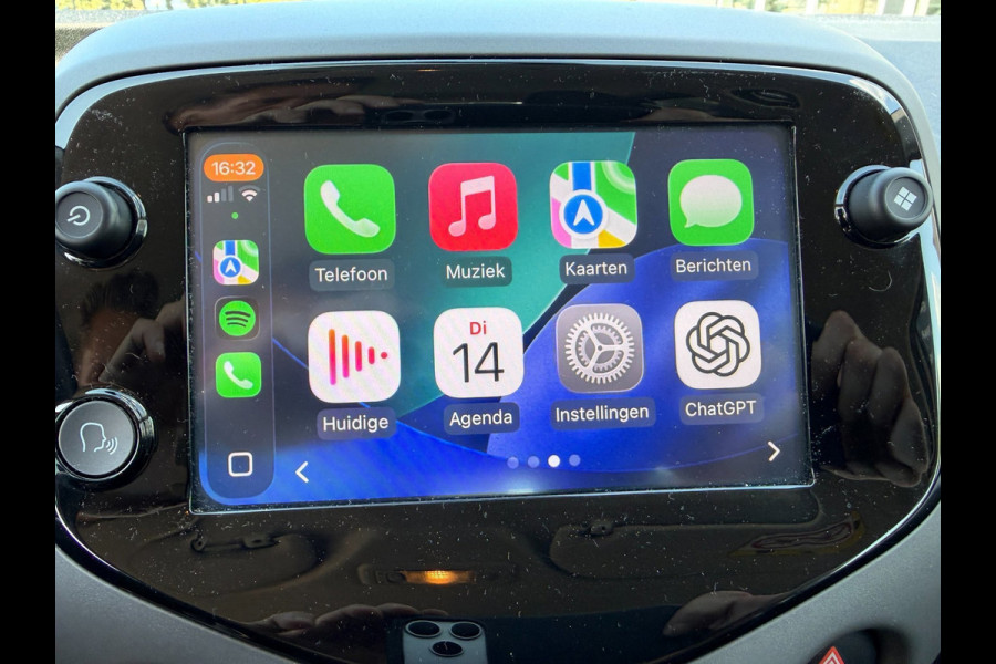 Peugeot 108 1.0 e-VTi Lion Edition AIRCO NAVI VIA APP BLUETOOTH APPLE CARPLAY SPARCO CAMERA PRIVACYGLAS ZEER NETTE AUTO