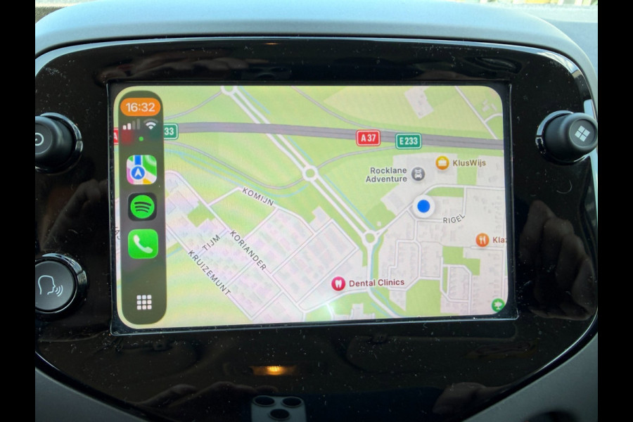 Peugeot 108 1.0 e-VTi Lion Edition AIRCO NAVI VIA APP BLUETOOTH APPLE CARPLAY SPARCO CAMERA PRIVACYGLAS ZEER NETTE AUTO