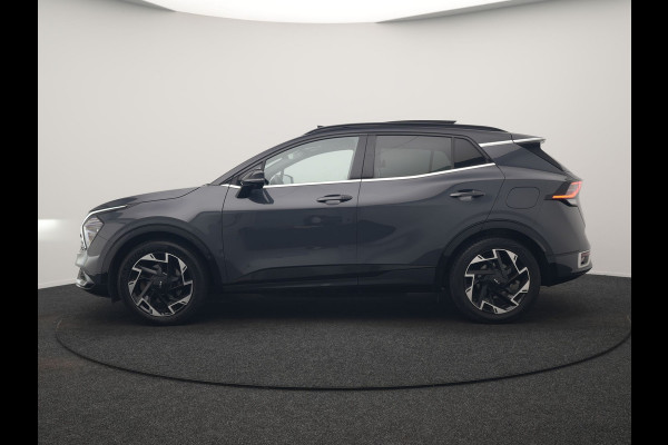 Kia Sportage 1.6 T-GDi AWD GT-PlusLine PHEV 265pk Dealer O.H. | Panodak | Adaptive Cruise | 360 Camera | Harman / Kardon | Lederen Sportstoelen Ventilatie & Memory | Keyless | Blis | Stoelen & Stuur Verwarmd | Sfeerverlichting | Apple Carplay | 19"L.M | Plug In Hybrid |