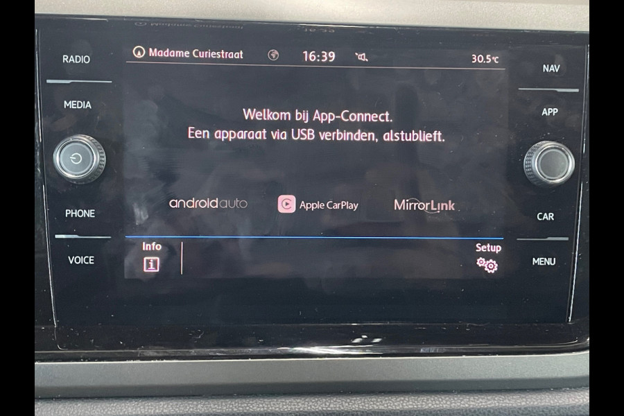 Volkswagen Polo 1.0 TSI Comfortline | PDC | NAVI| ACC|