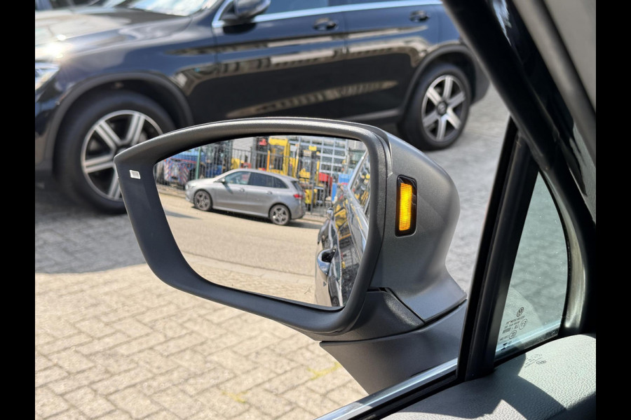 Seat Tarraco 1.4 TSI e-Hybrid PHEV FR Business FABRIEKSGARANTIE 03-2028 20"/Panoramadak/Trekhaak/360 camera/Keyless/Dodehoek/Elektrische klep/Stuur + stoelverwarming v+a