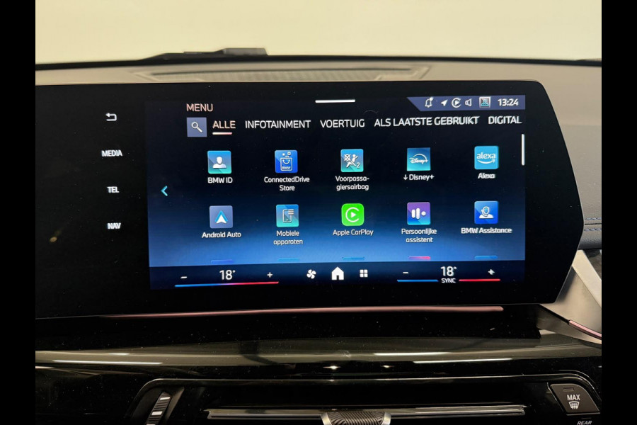 BMW iX1 eDrive20 67 kWh M Sport Edition 204pk Camera PDC Stoelverwarming Navi Hifi 18 inch M Velgen Adaptief M Onderstel