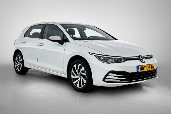 Volkswagen Golf 1.4 eHybrid Style (Goed ondH, Digitale Dash, StoelV, Stoel massage, SfeerV, Navi, Carplay, Parkeersensoren, ETc)