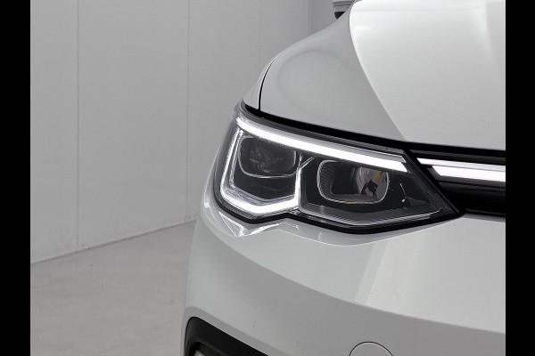 Volkswagen Golf 1.4 eHybrid Style (Goed ondH, Digitale Dash, StoelV, Stoel massage, SfeerV, Navi, Carplay, Parkeersensoren, ETc)