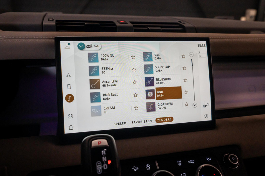 Land Rover Defender 90 3.0 D250 90 X-Dynamic SE *Meridian / HUD / Memory / Keyless / Surround-view / Matrix-LED*