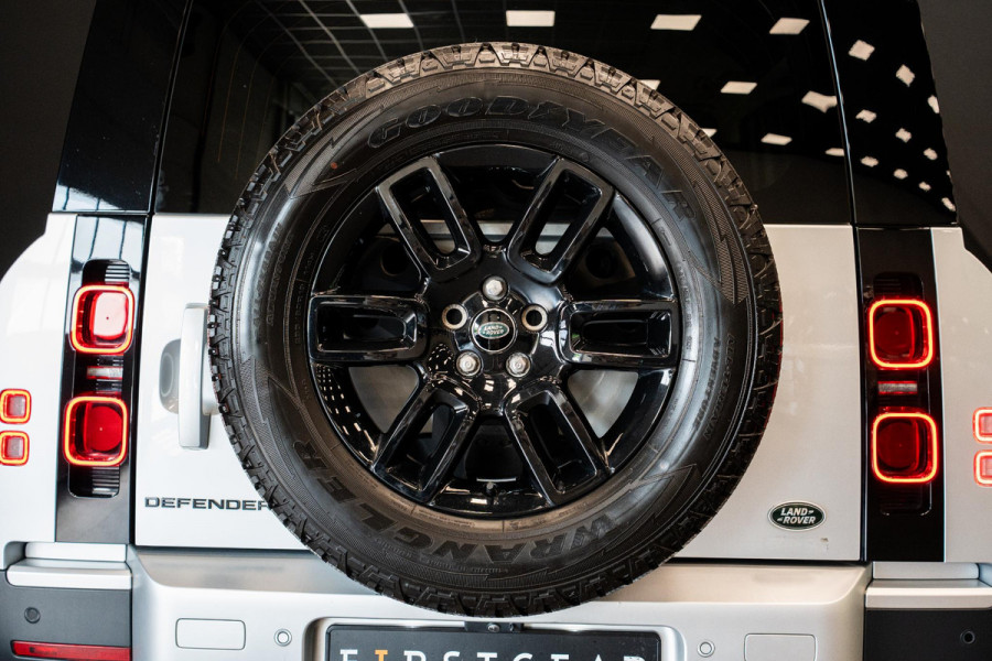 Land Rover Defender 90 3.0 D250 90 X-Dynamic SE *Meridian / HUD / Memory / Keyless / Surround-view / Matrix-LED*