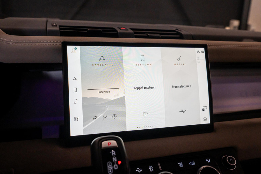 Land Rover Defender 90 3.0 D250 90 X-Dynamic SE *Meridian / HUD / Memory / Keyless / Surround-view / Matrix-LED*