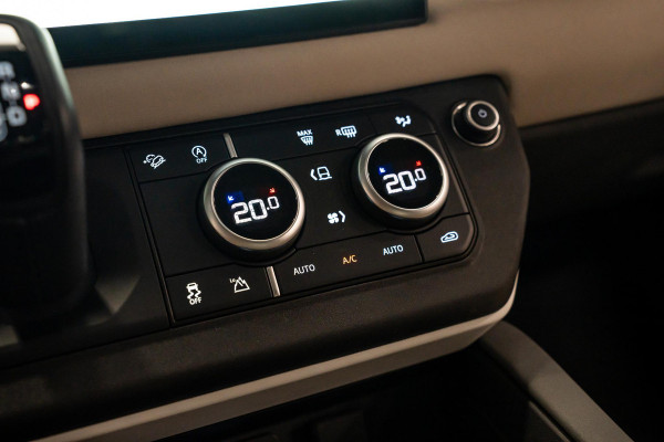 Land Rover Defender 90 3.0 D250 90 X-Dynamic SE *Meridian / HUD / Memory / Keyless / Surround-view / Matrix-LED*