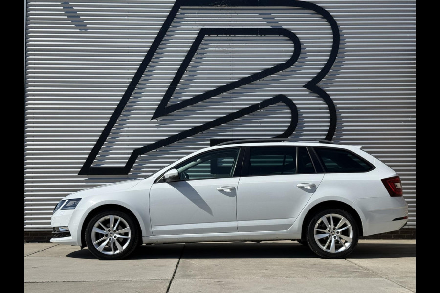Škoda Octavia Combi 1.4 TSI Greentech Style Business 1e Eigenaar|Trekhaak|Cruise|Carplay|Stoelverw|PDC V+A|Navi|Clima|APK tot 03-2027