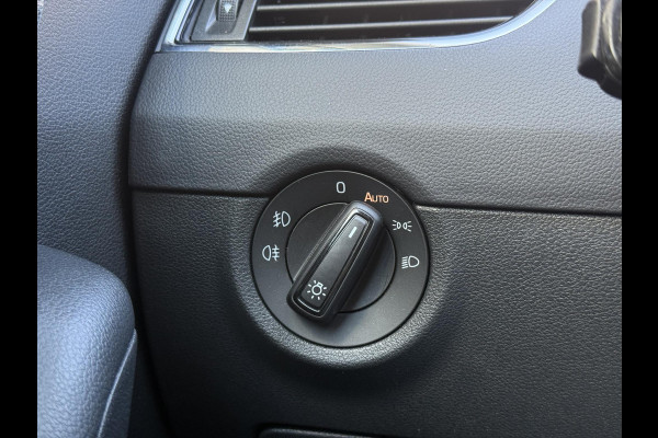 Škoda Octavia Combi 1.4 TSI Greentech Style Business 1e Eigenaar|Trekhaak|Cruise|Carplay|Stoelverw|PDC V+A|Navi|Clima|APK tot 03-2027