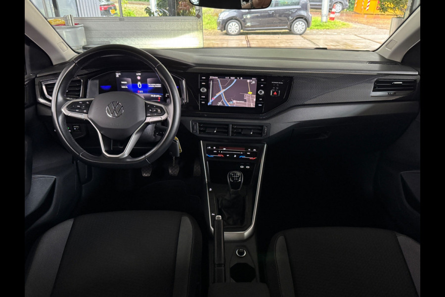 Volkswagen Polo TSI 95PK LIFE BUSINESS CAMERA/NAVI/CARPLAY