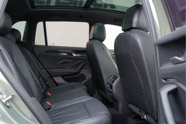 Volkswagen Tiguan 1.5 eHybrid R-Line / Stoelen met Massage & Koeling/ Panoramadak/ 200kW (272PK)