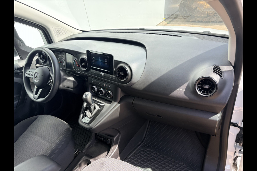 Mercedes-Benz eCitan 112 51kWh L2 284 WLTP 98% (SOH) Camera MBUX Trekhaak 75kW Snelladen Apple Carplay Cruise Control