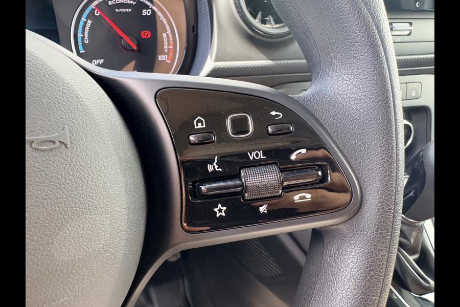 Mercedes-Benz eCitan 112 51kWh L2 284 WLTP 98% (SOH) Camera MBUX Trekhaak 75kW Snelladen Apple Carplay Cruise Control