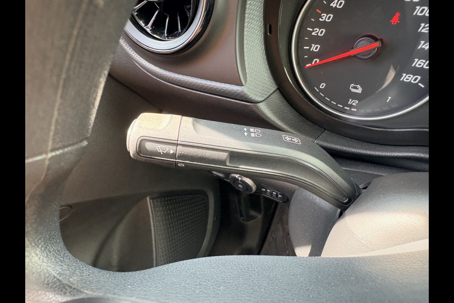 Mercedes-Benz eCitan 112 51kWh L2 284 WLTP 98% (SOH) Camera MBUX Trekhaak 75kW Snelladen Apple Carplay Cruise Control