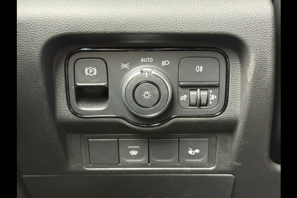 Mercedes-Benz eCitan 112 51kWh L2 284 WLTP 98% (SOH) Camera MBUX Trekhaak 75kW Snelladen Apple Carplay Cruise Control