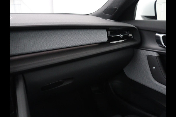 Polestar 2 Long Range Single Motor 78 kWh | SOH 92.0% | Trekhaak | Plus Pack | Panoramadak | | SOH 92.0% | Trekhaak | Plus Pack | Panoramadak | Harman/Kardon | Stuur/stoel verwarming | 20'' | Camera