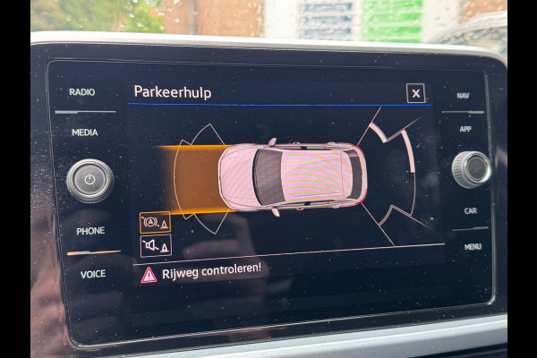 Volkswagen T-Roc TSI 115PK LIFE GOAL EDITION VIRTUAL/NAVI/ACC/STOELVERW. fabrieksgarantie