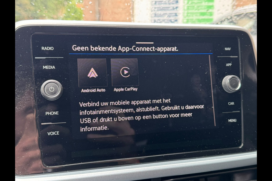 Volkswagen T-Roc TSI 115PK LIFE GOAL EDITION VIRTUAL/NAVI/ACC/STOELVERW. fabrieksgarantie