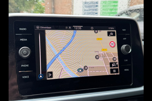 Volkswagen T-Roc TSI 115PK LIFE GOAL EDITION VIRTUAL/NAVI/ACC/STOELVERW. fabrieksgarantie