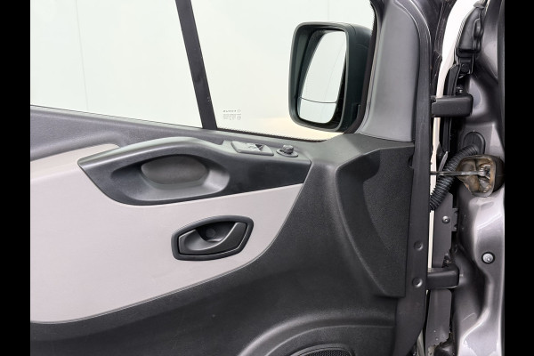 Renault Trafic 1.6dCi T29 L2H1 3-Persoons Trekhaak Euro 6 Navi Airco Cruise Control Bluetooth Pdc Comfort Regen-Lichtsensor Betonplex Vloer Lat om Lat Wandbetimmering Schuifdeur 2.000KG Trekgewicht Origineel Nederlandse Auto