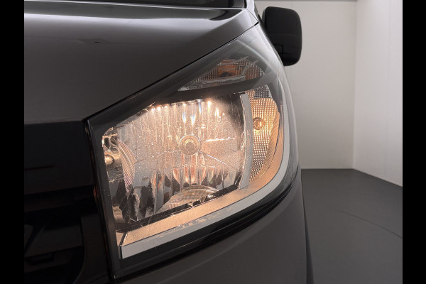 Renault Trafic 1.6dCi T29 L2H1 3-Persoons Trekhaak Euro 6 Navi Airco Cruise Control Bluetooth Pdc Comfort Regen-Lichtsensor Betonplex Vloer Lat om Lat Wandbetimmering Schuifdeur 2.000KG Trekgewicht Origineel Nederlandse Auto