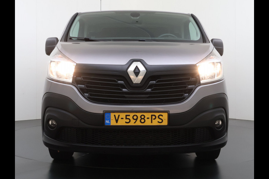 Renault Trafic 1.6dCi T29 L2H1 3-Persoons Trekhaak Euro 6 Navi Airco Cruise Control Bluetooth Pdc Comfort Regen-Lichtsensor Betonplex Vloer Lat om Lat Wandbetimmering Schuifdeur 2.000KG Trekgewicht Origineel Nederlandse Auto