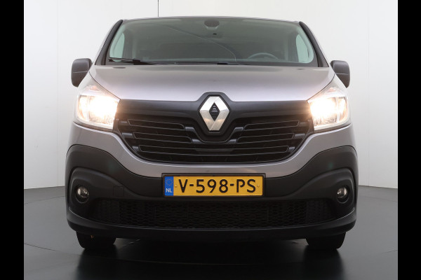 Renault Trafic 1.6dCi T29 L2H1 3-Persoons Trekhaak Euro 6 Navi Airco Cruise Control Bluetooth Pdc Comfort Regen-Lichtsensor Betonplex Vloer Lat om Lat Wandbetimmering Schuifdeur 2.000KG Trekgewicht Origineel Nederlandse Auto