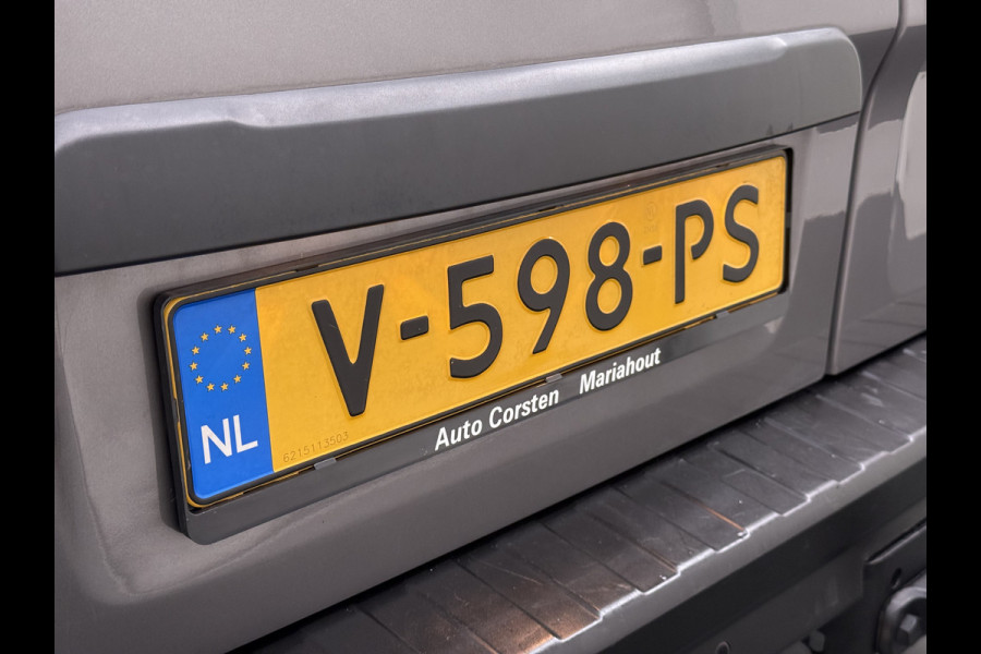 Renault Trafic 1.6dCi T29 L2H1 3-Persoons Trekhaak Euro 6 Navi Airco Cruise Control Bluetooth Pdc Comfort Regen-Lichtsensor Betonplex Vloer Lat om Lat Wandbetimmering Schuifdeur 2.000KG Trekgewicht Origineel Nederlandse Auto