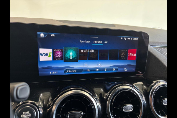 Mercedes-Benz GLA 250 e DCT-8 Aut. Business Solution PDC VA + Camera Navi Stoelverwarming Elektrische Klep LED Privacy Glass 11 kW laden