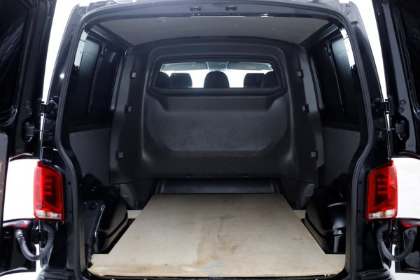 Volkswagen Transporter T6.1 2.0 TDI 110pk Lang D.C. Comfortline Airco/Navi/Camera 03-2021