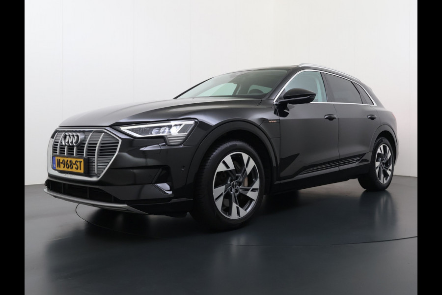 Audi e-tron 55 408PK Quattro Advanced Edition Plus 95kWh SOH 92% Panoramadak Adap.Cruise Camera Leder+Verwarmd Navi Apple Carplay Android Au Elek.Achterklep Privacy Glas Lmv 20" Led Pdc Elek.Stoelen+Memory DAB Origineel Nederlandse Auto