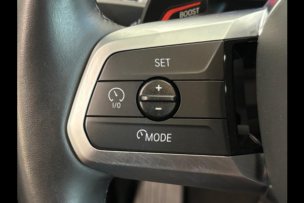 BMW iX1 eDrive20 67 kWh M Sport Edition 204pk Camera PDC Stoelverwarming Navi Hifi 18 inch M Velgen Adaptief M Onderstel