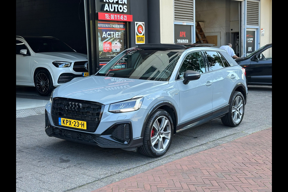 Audi Q2 35 TFSI S-Line Leer Navi Camera Carplay Pano