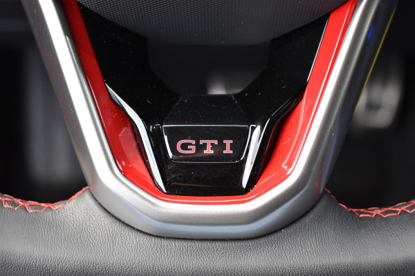 Volkswagen Polo GTI 2.0 TSI 210PK DSG SPORT VIRTUAL/LED/CARPLAY
