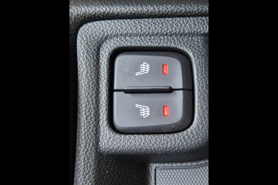 Opel KARL 1.0 ecoFLEX Innovation Zeer nette en luxe uitv! | Navi | Cruise | Lederen bekl.| Stoelverwarming | Aut.airco