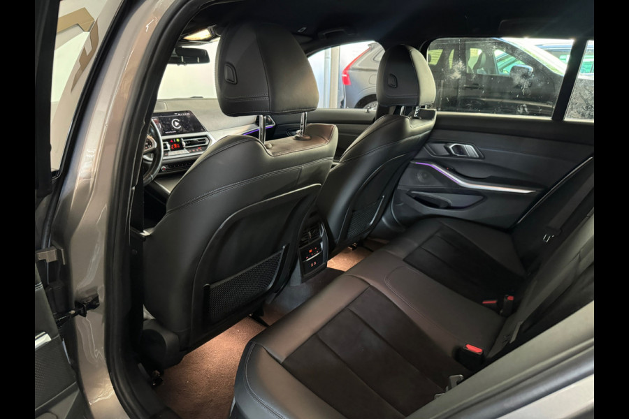 BMW 3 Serie Touring 330e xDrive High Ex M Sport Laser|Trekhaak