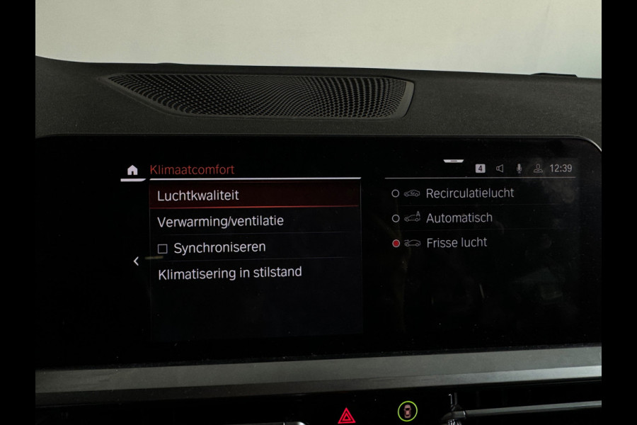 BMW 3 Serie Touring 330e xDrive High Ex M Sport Laser|Trekhaak
