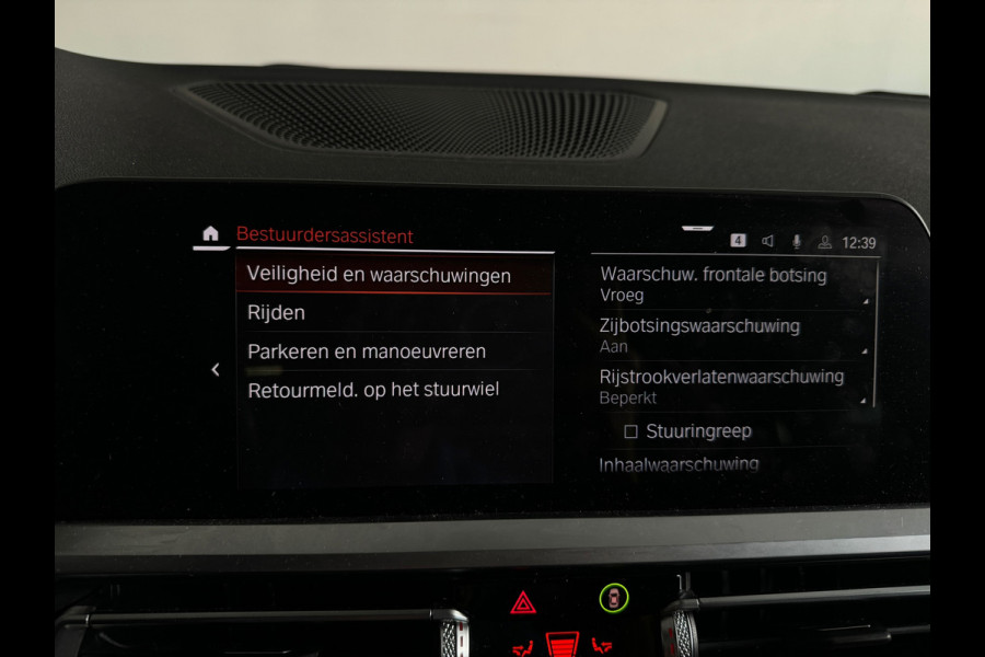 BMW 3 Serie Touring 330e xDrive High Ex M Sport Laser|Trekhaak