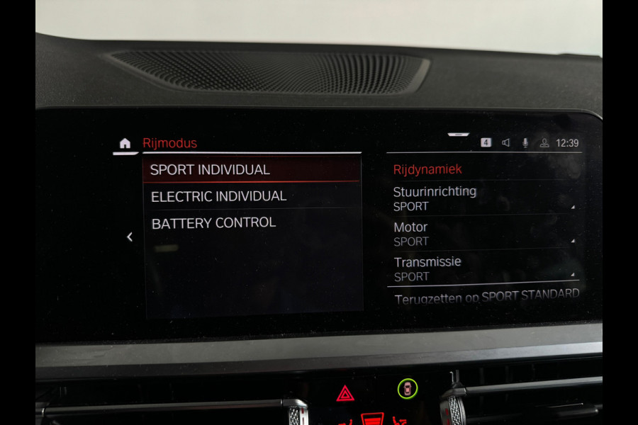 BMW 3 Serie Touring 330e xDrive High Ex M Sport Laser|Trekhaak