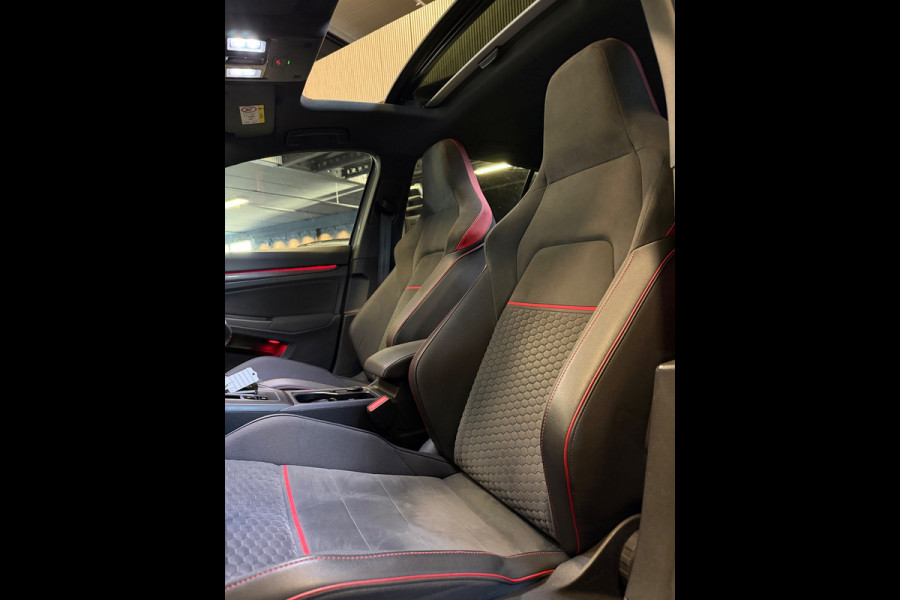 Volkswagen Golf 2.0 TSI GTI Clubsport|PANO|BOMVOL!