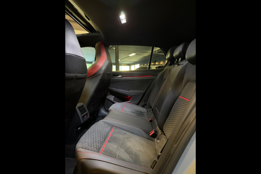 Volkswagen Golf 2.0 TSI GTI Clubsport|PANO|BOMVOL!