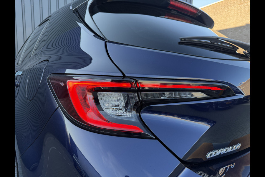 Toyota Corolla Hybrid 140 GR Sport / Bi tone | Schuif-/ kantel dak | Rijklaar!!