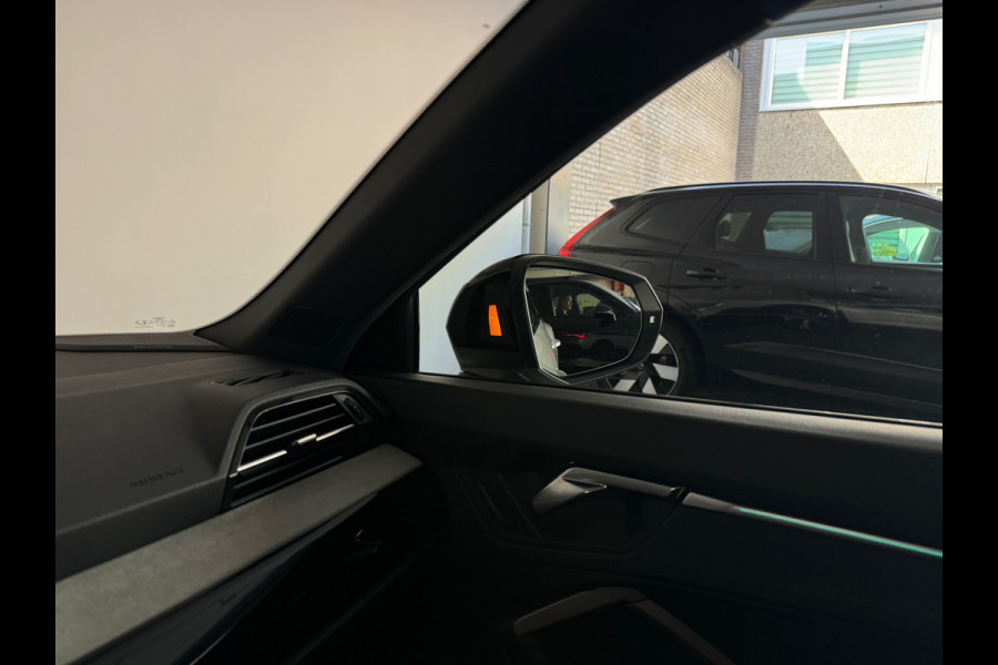 Audi Q3 Sportback 45 TFSI quattro edition Pano|Keyless|Sfeer