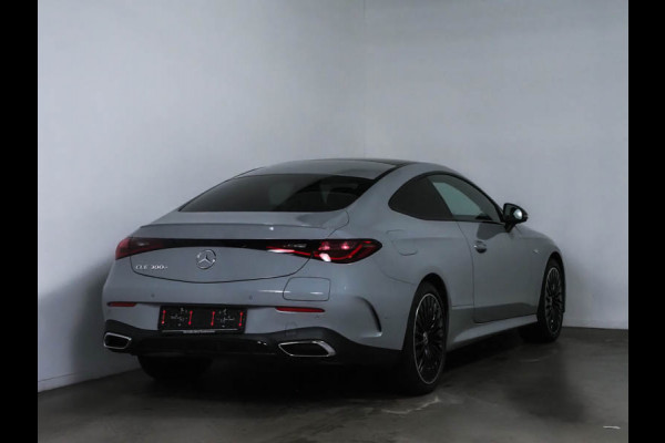 Mercedes-Benz CLE Coupé 300 e AMG Line AMG Premium | Night Pakket | Digital Licht | Memory Voorstoelen | Stuur en Stoelverwarming Inclusief 24 maanden Mercedes-Benz Certified garantie voor Europa.
