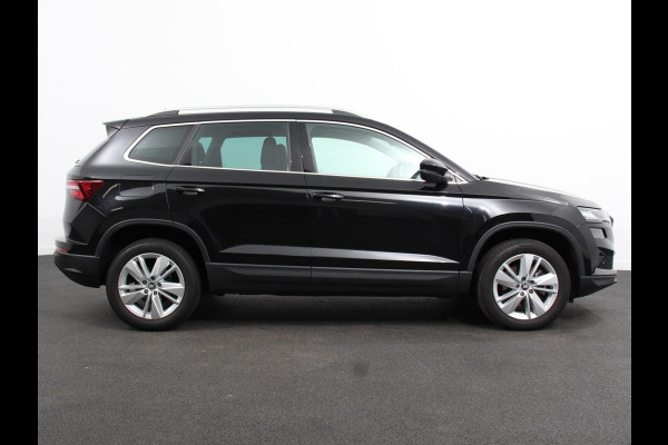 Škoda Karoq 1.5 TSI 150pk DSG ACT Selection DEMO ! Navigatie Apple Carplay/Android Auto Camera Parkeer sensoren Adaptieve Cruise Control Lichtmetalen Velgen Digitale Cockpit