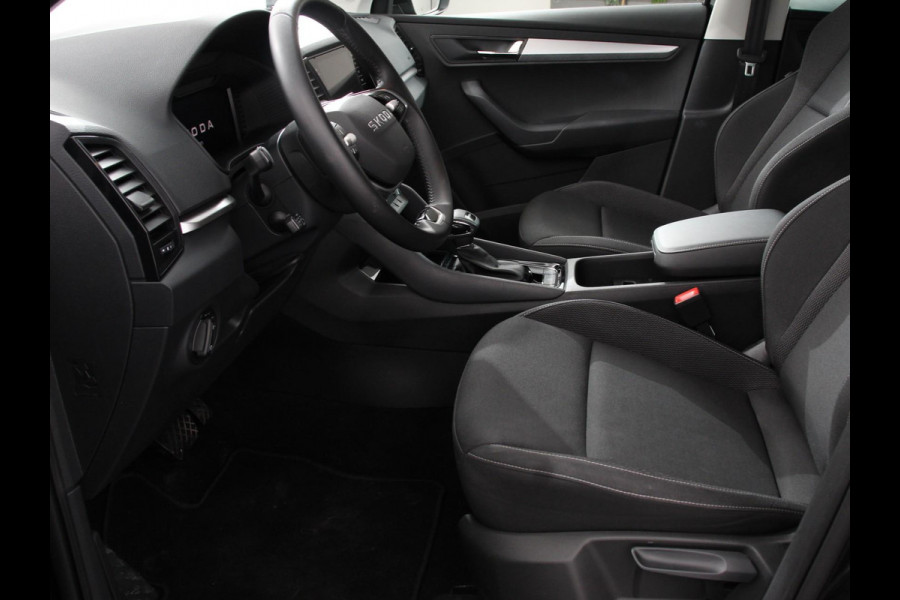 Škoda Karoq 1.5 TSI 150pk DSG ACT Selection DEMO ! Navigatie Apple Carplay/Android Auto Camera Parkeer sensoren Adaptieve Cruise Control Lichtmetalen Velgen Digitale Cockpit